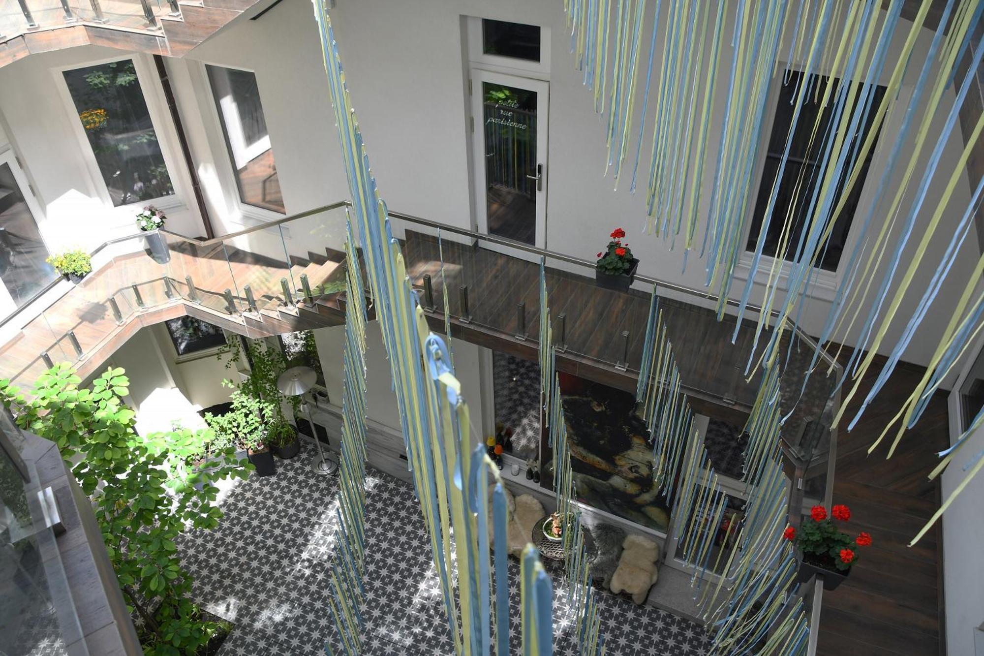 Mola Mola Apart Hotel Львов Экстерьер фото